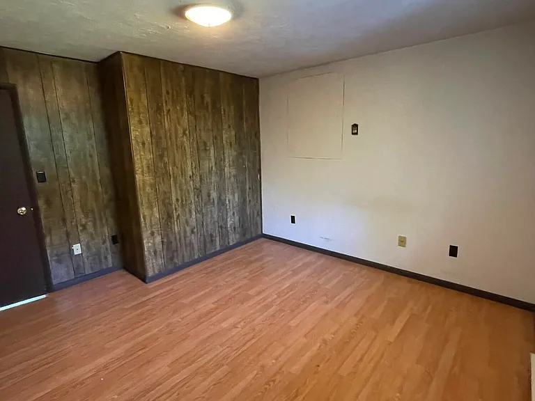 639 E Joseph Rd — Photo 8