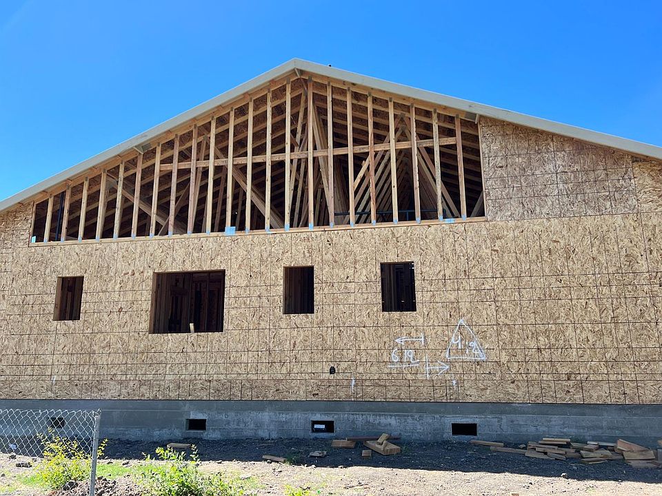 2nd image of 2603 Manzanita Ave
