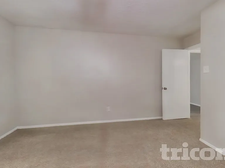 19638 Southaven Dr — Photo 7