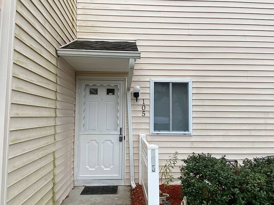 1st image of 105 Gregory Ct