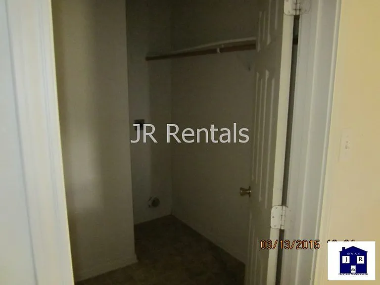 4607 Lloyd Dr — Photo 9