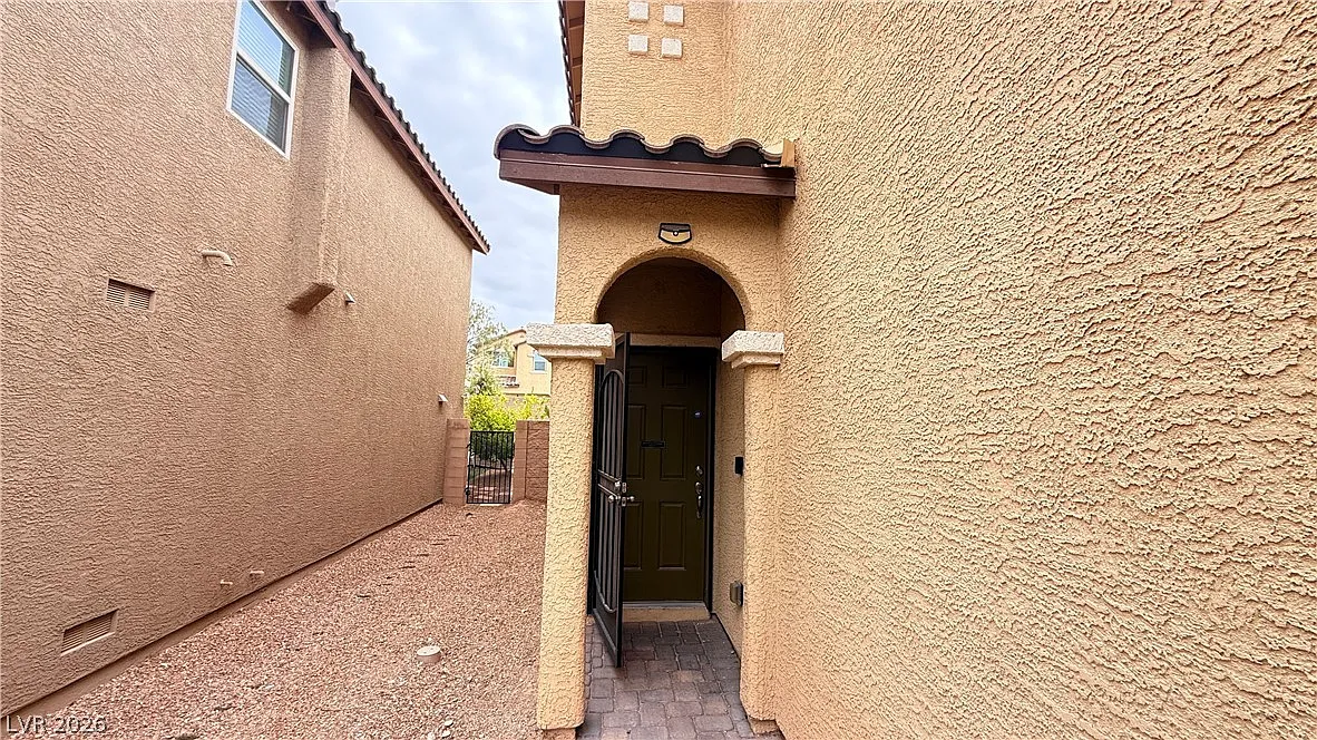 Building Photo - 6489 Malibu Lagoon Ct
