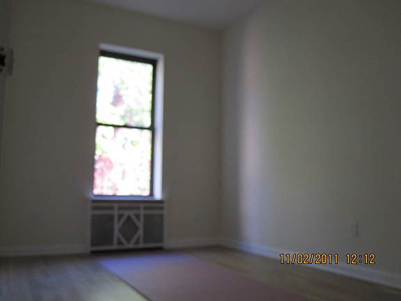 2nd image of 145 W 75th St APT 5R