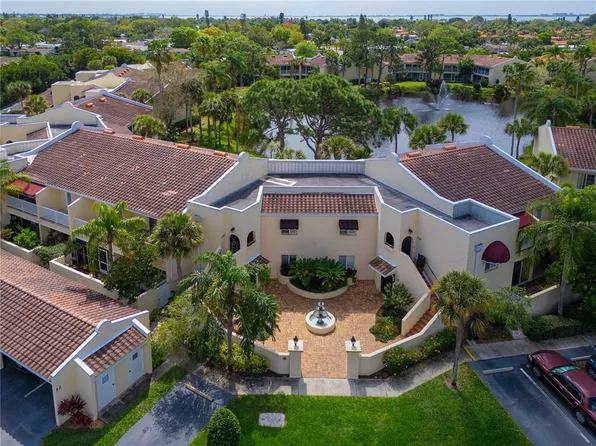 6101 34th St W APT 12H, Bradenton, FL 34210