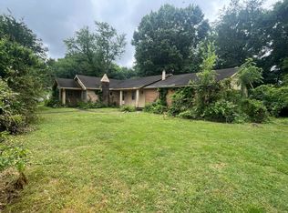 6910 Robinson Dr, Chattanooga, TN 37421
