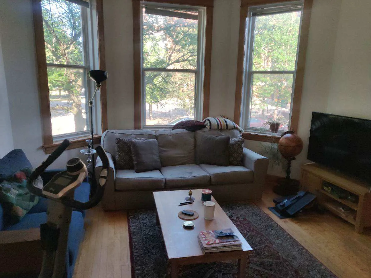 2 bed, 1200 sqft, $2,725 — Photo 3