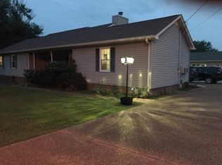 756 Walnut Ridge Dr, La Vergne, TN 37086