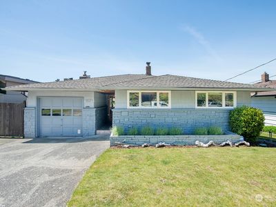 3265 56th Avenue SW, Seattle, WA, 98116