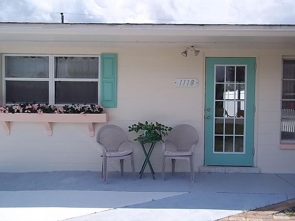 2nd image of 1118 Vineyard Pl