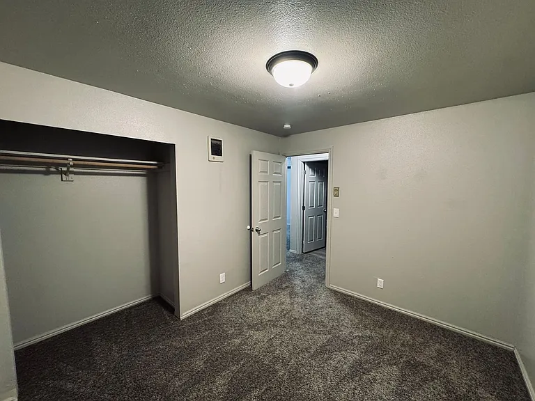 49 E Main St — Photo 15