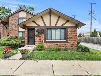 1S124 Winthrop Ln, Villa Park, IL, 60181
