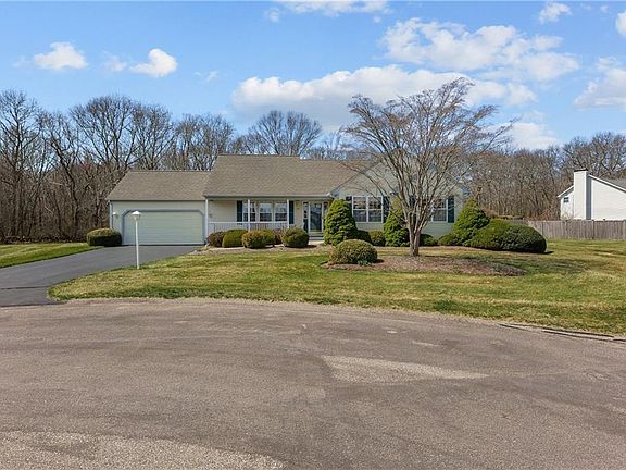 2nd image of 47 Blossom Ct