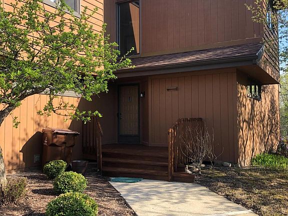 2nd image of 5365 Wild Oak Dr