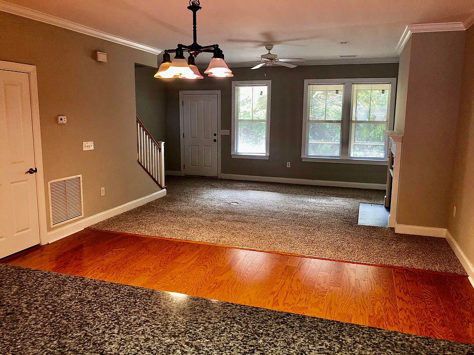 1st image of 5511 Colonial Chatsworth Cir
