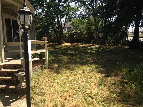 2nd image of 629 Bailey Ave