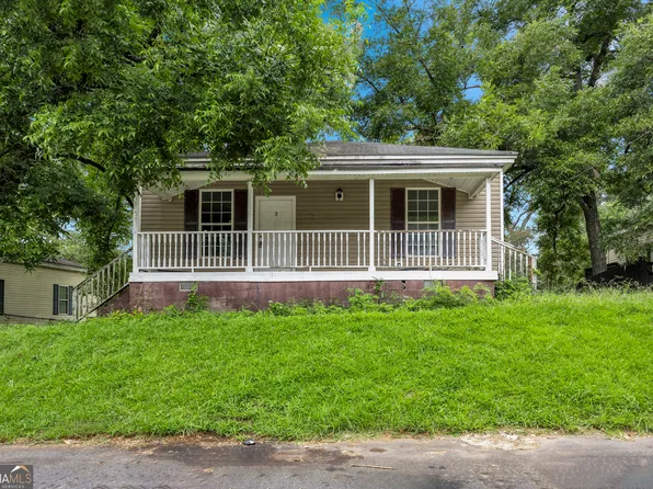 3 Spruce St, Covington, GA 30014