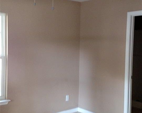 5th image of 2315 Gertrude Cir