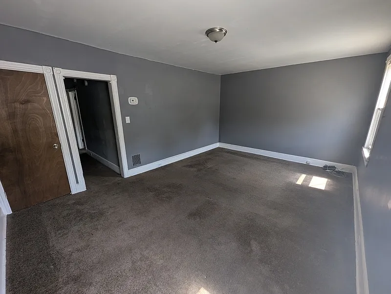 2 bed, 1.0 bath, $1,650 — Photo 4