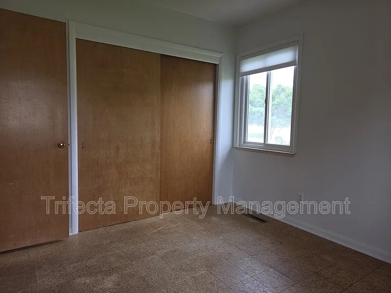 630 N Taft Hill Rd — Photo 28