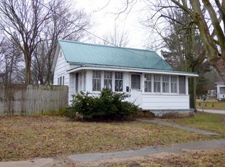 311 Cass Ave, Dowagiac, MI 49047