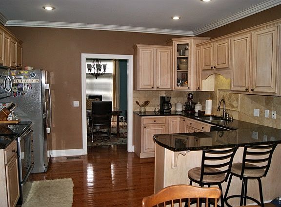 2nd image of 110 Murray Estates Dr