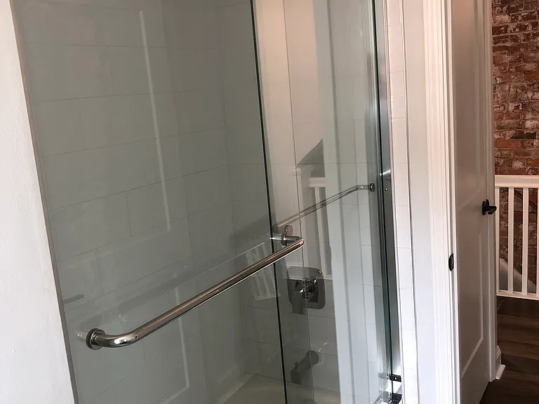 1101 Lee St #3 — Photo 11