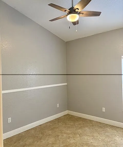 3125 Shelby Way — Photo 11