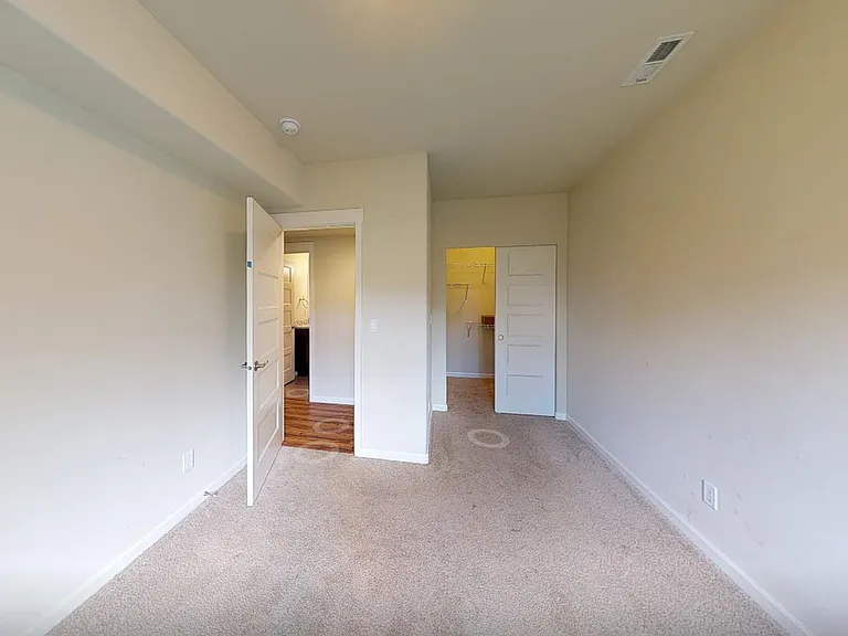 3330 S Holly St — Photo 4