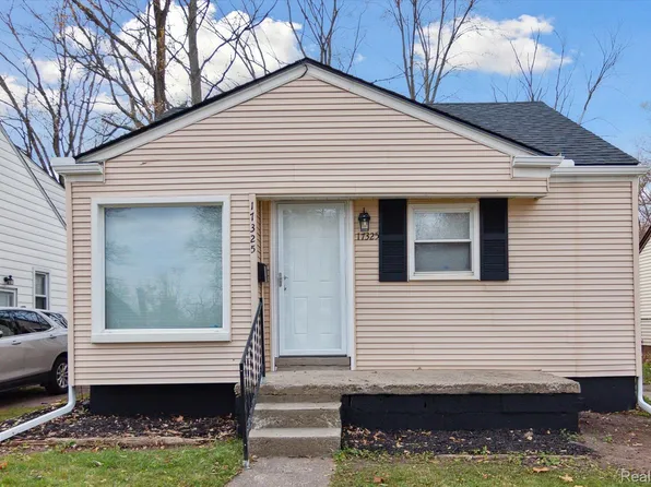 17325 Five Points St, Redford, MI 48240