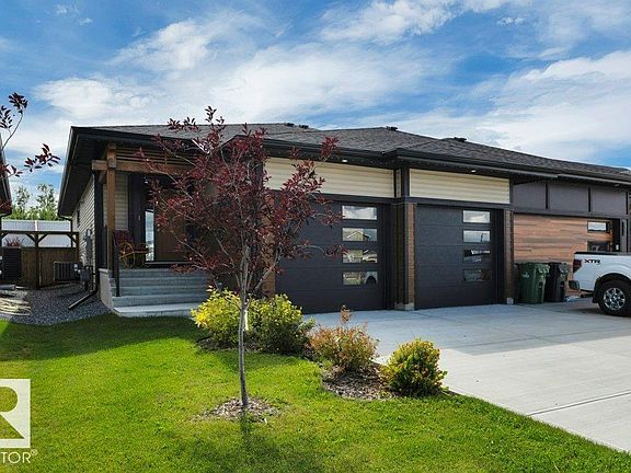 2nd image of 169 Stonehouse Way