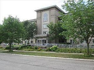 5th image of 440 E Montrose Ave APT 411