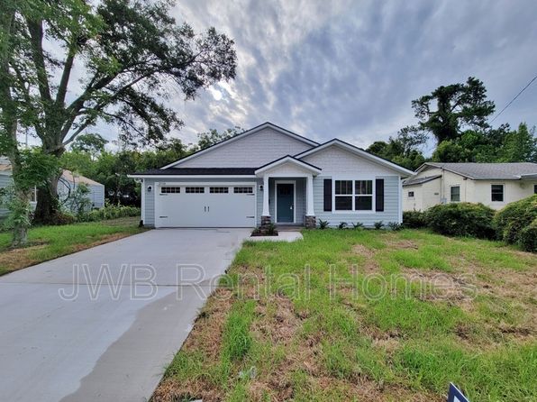 2735 Bayview Rd