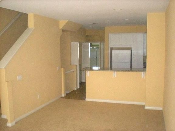 3rd image of 8749 Plaza Park Ln