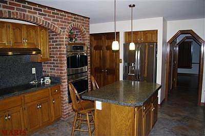 3rd image of 4426 Deer Valley Dr