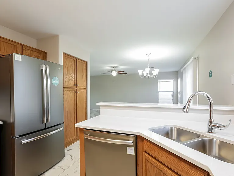 11845 W Lupine Ave — Photo 7