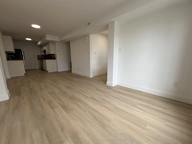 175 Stanley St #33 — Photo 4