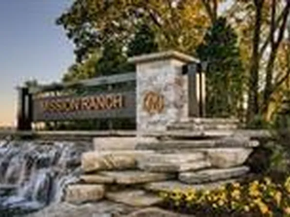 3928 W 158th Pl, Overland Park, KS 66224