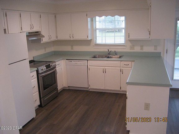 2nd image of 317 Gulf View Dr