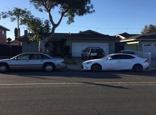 1722 E 220th St, Carson, CA 90745