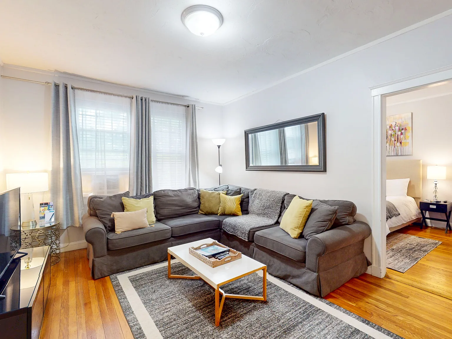 2 bed, 700 sqft, $7,350 — Photo 1