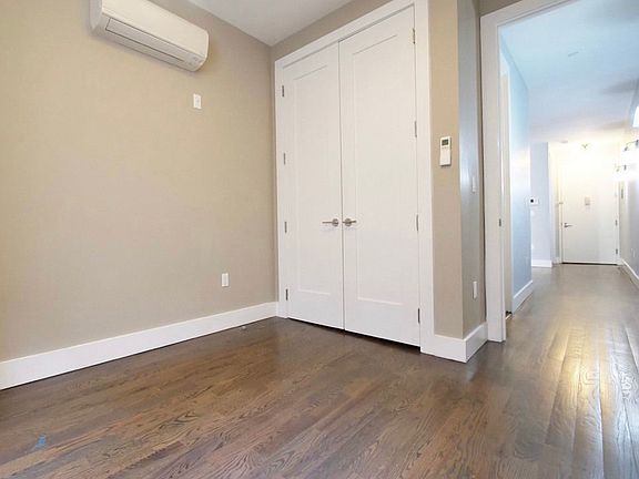 3rd image of 162 Woodruff Ave #2L