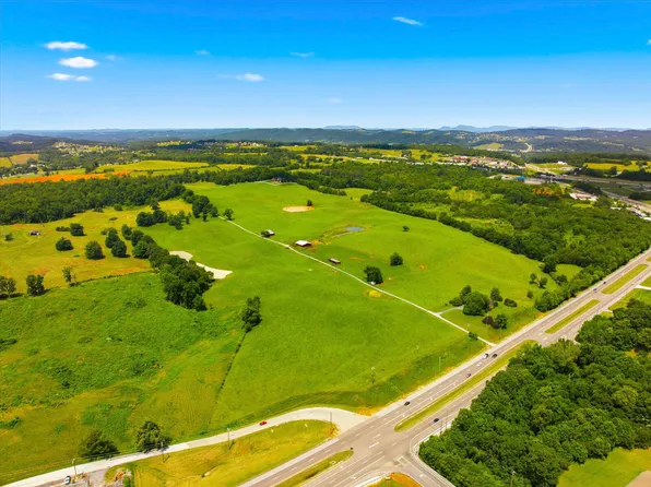 789 Highway 92 Rd, Dandridge, TN 37725