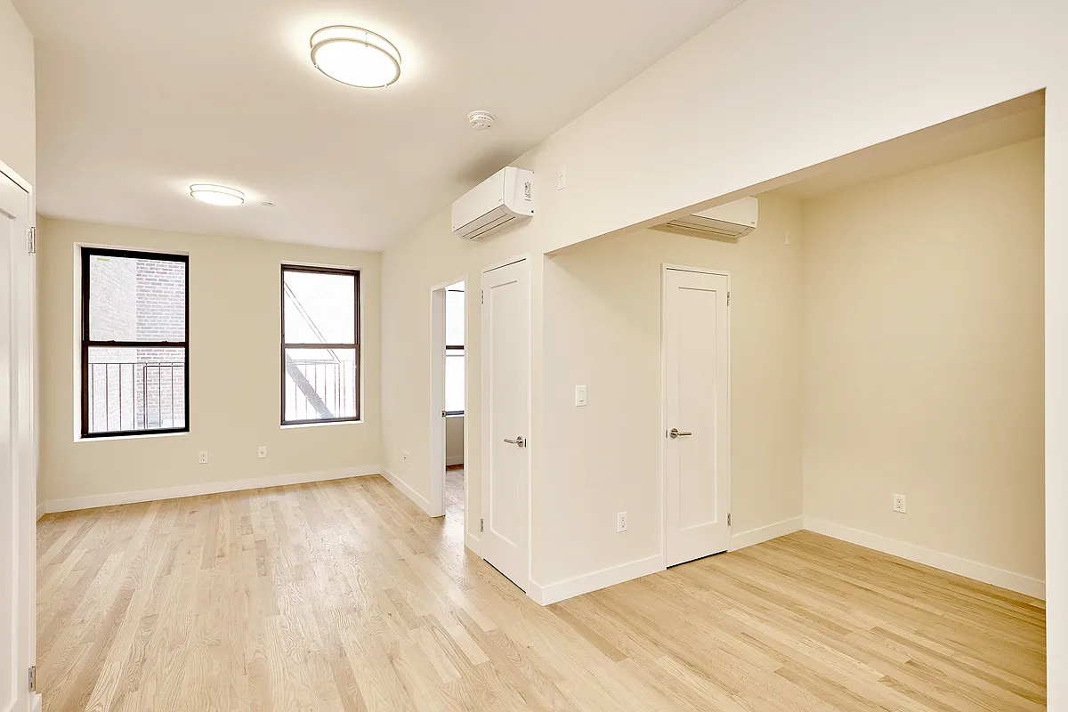 785 Saint Nicholas Avenue — Photo 4