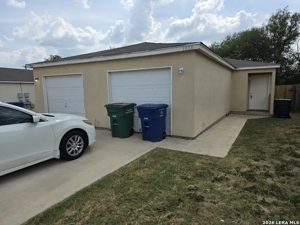 3858 Maverick Crk, San Antonio, TX 78247