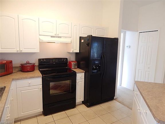 3rd image of 4405 Garden Blvd