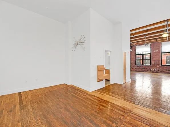 1 Westinghouse Plz #C213, Boston, MA 02136