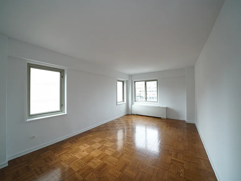 125 E 87th St #17-A — Photo 6