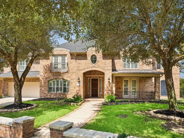 18715 N Thomas Shore Dr, Cypress, TX 77433