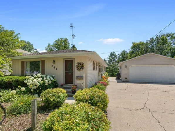 249 Shelly DRIVE, Sheboygan Falls, WI 53085