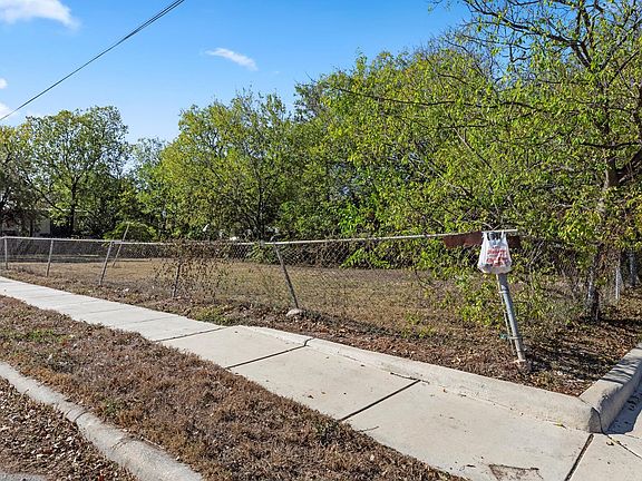 3rd image of 3302 W Houston LOT 17